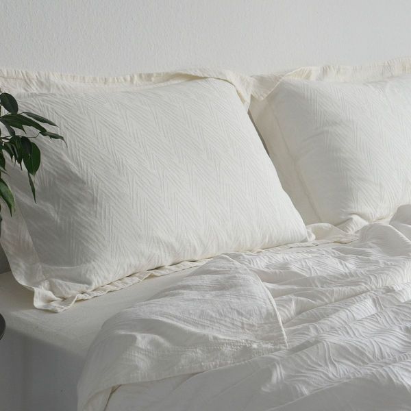 Постільна білизна жакардова 200x220 LA MODNO JACQUARD STONEWASHED Milk кремова 200431 фото